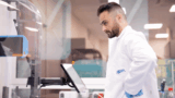 Men and machine in the highly automated analytics lab of Axxam