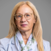 EB.com_CMO_Centauri_Debra_Barker_kl