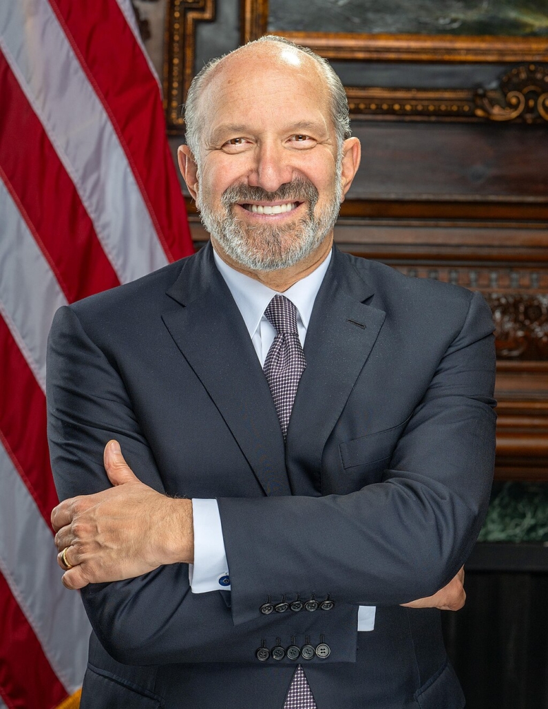 Howard William Lutnick (born July 14, 1961) is an American businessman and government official who has served as the forty-first United States secretary of commerce