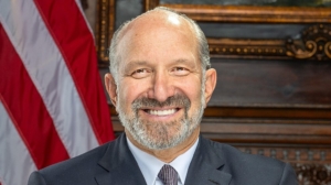 Howard William Lutnick (born July 14, 1961) is an American businessman and government official who has served as the forty-first United States secretary of commerce
