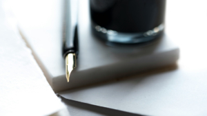 joanna-kosinska-VYEX2RnI1uA-unsplash