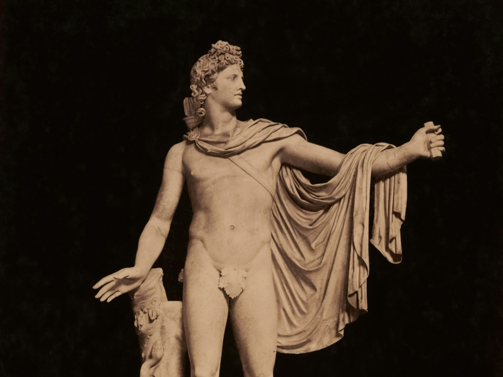 god apollo sculpture